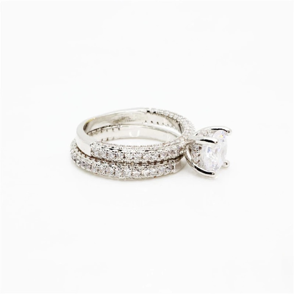 Silver White sapphire crystal birthston Ring - Picture 5 of 10